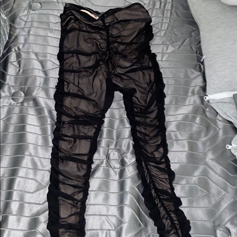 Black Scrunched Pants